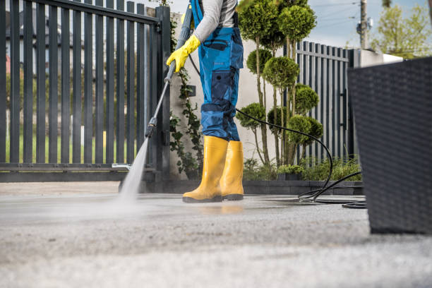 Best Playground Equipment Cleaning  in Smithers, WV